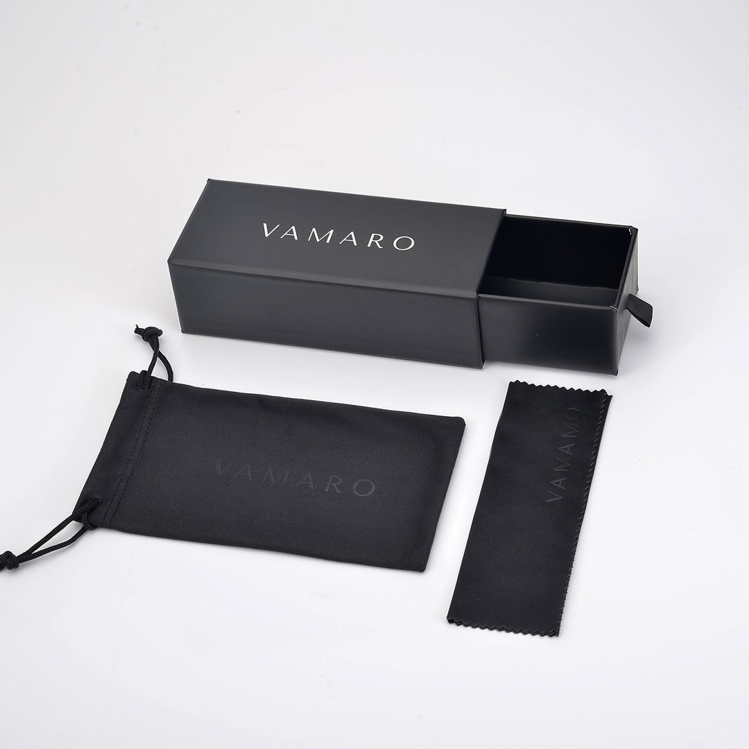 Aventus Black VAMARO Cover